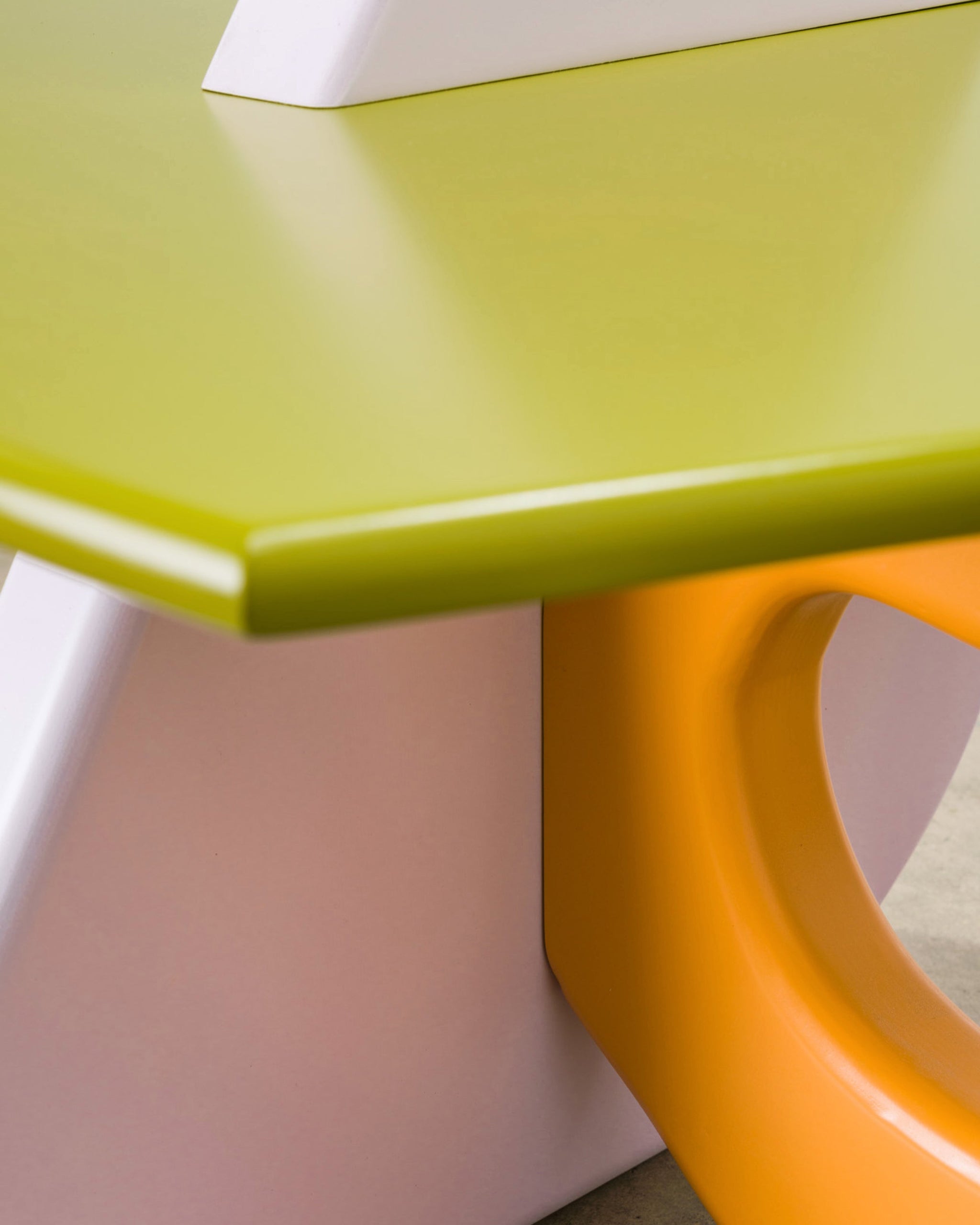 Shape Table 02