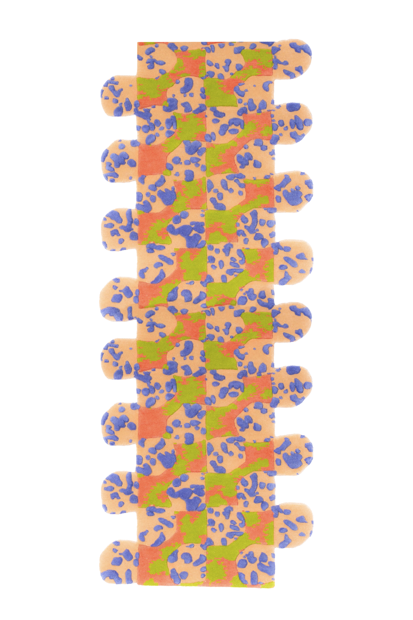 Confetti Structure, Runner