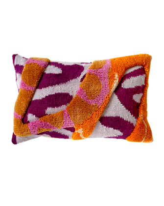 Lumbar Pillow 06